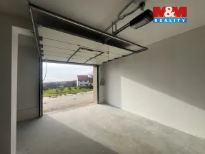 Pronájem garáže, Újezdec, 43 m2