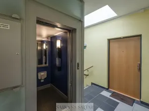 Pronájem bytu 2+kk, Praha - Košíře, Pod Klamovkou, 39 m2