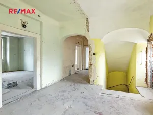 Prodej vícegeneračního domu, Koleč, 404 m2