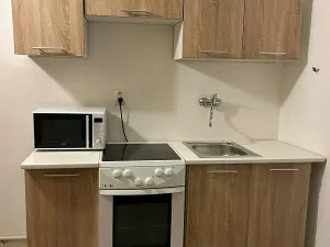 Pronájem bytu 2+kk, Praha - Vysočany, Pod pekárnami, 45 m2