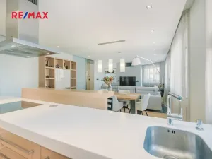 Prodej atypického bytu, Pardubice, Nerudova, 160 m2