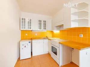 Pronájem bytu 2+kk, Praha - Prosek, Litvínovská, 45 m2