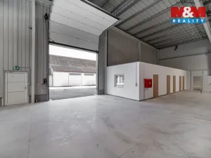 Prodej skladu, Cerekvice nad Loučnou - Pekla, 2380 m2