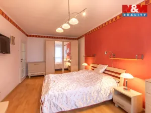 Prodej bytu 2+1, Teplice - Trnovany, V závětří, 83 m2