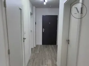 Pronájem bytu 2+kk, České Budějovice, Branišovská, 67 m2