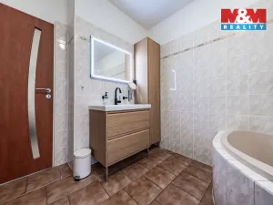 Prodej rodinného domu, Radonice, Růžičkova, 182 m2