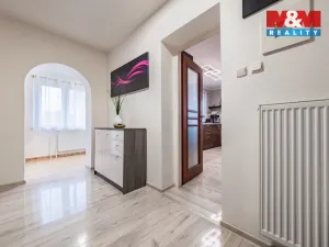 Prodej rodinného domu, Radonice, Růžičkova, 182 m2