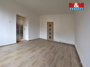 Pronájem bytu 3+kk, Nechanice, Husovo nám., 57 m2