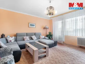 Prodej bytu 4+1, Teplice - Trnovany, Masarykova třída, 87 m2