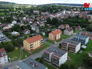 Prodej bytu 3+1, Černovice, Družstevní, 56 m2