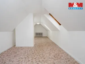 Prodej rodinného domu, Praha - Horní Počernice, Jasenná, 292 m2