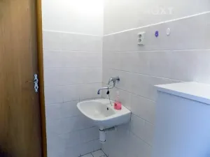 Pronájem kanceláře, Česká Lípa, U Kartounky, 50 m2
