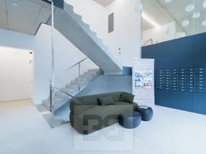 Pronájem bytu 1+kk, Praha - Košíře, Starokošířská, 40 m2