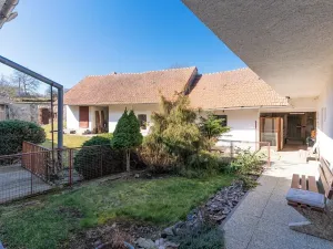 Prodej činžovního domu, Nová Ves, 217 m2