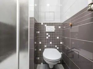 Pronájem bytu 2+kk, Praha - Libeň, Pod Labuťkou, 38 m2