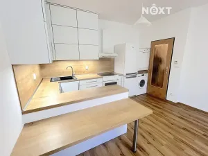 Pronájem bytu 2+kk, Brno, Vrbovecká, 43 m2