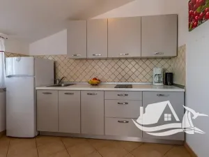 Prodej vícegeneračního domu, Medulin, Chorvatsko, Pošesi, 150 m2