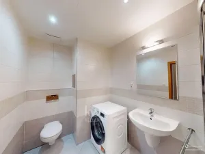 Pronájem bytu 1+kk, Praha - Horní Měcholupy, Modenská, 31 m2