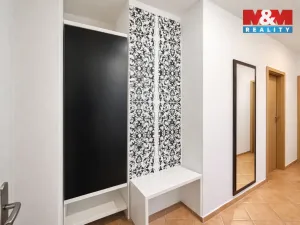 Pronájem bytu 3+kk, Praha, Pod Haltýřem, 77 m2