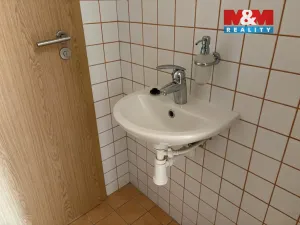 Pronájem bytu 3+1, Pardubice - Nové Jesenčany, 85 m2