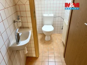 Pronájem bytu 3+1, Pardubice - Nové Jesenčany, 85 m2