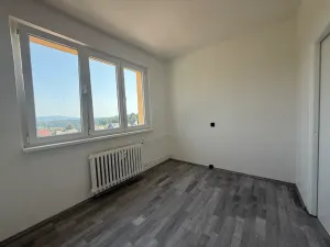 Prodej bytu 3+1, Rotava, Sídliště, 56 m2