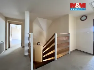 Prodej rodinného domu, Panenské Břežany, Vilová, 200 m2