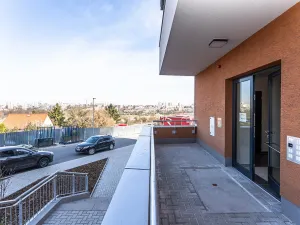 Pronájem bytu 1+kk, Praha - Záběhlice, Klapálkova, 32 m2