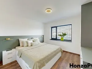 Prodej rodinného domu, Křenice, V Kukli, 190 m2