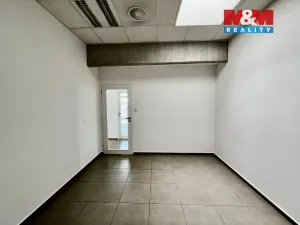 Pronájem kanceláře, Nupaky, Komerční, 100 m2