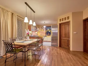 Prodej rodinného domu, Mořina, 239 m2