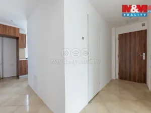 Prodej bytu 3+1, Bukovany, 68 m2