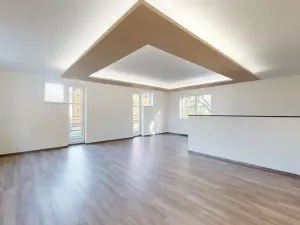 Prodej rodinného domu, Praha, 854 m2