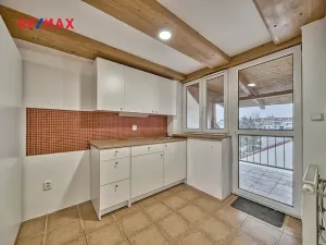 Prodej bytu 2+1, Poděbrady, Dr. Beneše, 68 m2