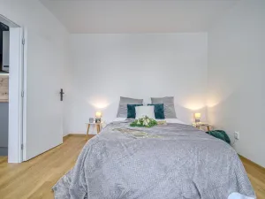 Pronájem bytu 3+1, Děčín - Děčín III-Staré Město, Příčná, 69 m2