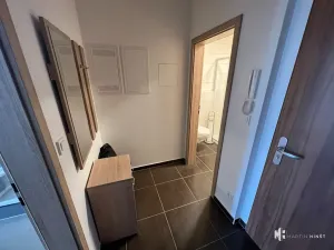 Pronájem bytu 1+kk, Praha - Hloubětín, Za černým mostem, 41 m2