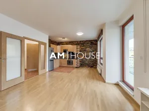 Pronájem bytu 3+kk, Praha - Vysočany, Ocelářská, 81 m2