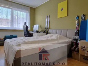 Pronájem bytu 2+kk, Úvaly, U Hostína, 76 m2