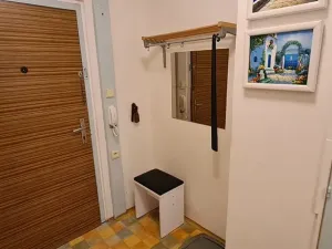 Pronájem bytu 2+kk, Praha - Kamýk, Cuřínova, 43 m2