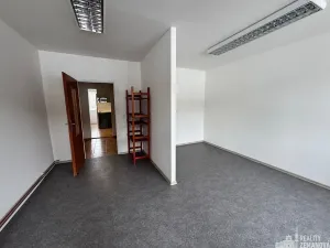 Pronájem komerční nemovitosti, Praha - Modřany, Do koutů, 41 m2