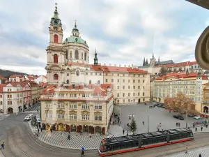 Pronájem kanceláře, Praha - Malá Strana, Malostranské náměstí, 135 m2