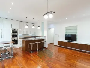 Prodej bytu 3+kk, Praha - Vyšehrad, Neklanova, 67 m2