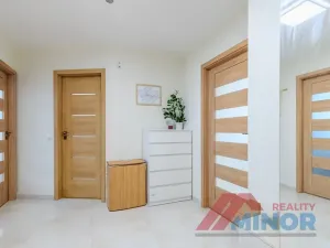 Prodej bytu 3+1, Slaný, Bezručova, 70 m2