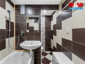 Prodej bytu 1+1, Ústí nad Labem - Severní Terasa, Glennova, 36 m2