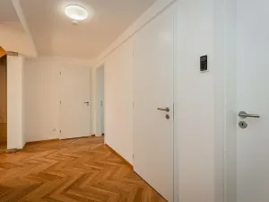 Pronájem bytu 4+kk, Praha - Žižkov, Seifertova, 107 m2