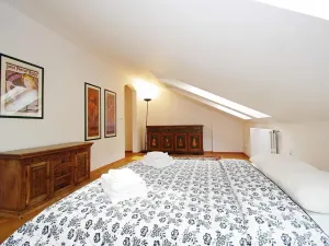 Pronájem bytu 3+kk, Praha - Nové Město, Odborů, 96 m2