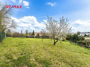Prodej pozemku pro bydlení, Praha - Lochkov, 1550 m2