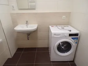 Prodej ubytování, Praha - Vysočany, Čerpadlová, 57 m2