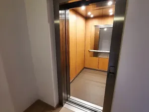 Prodej bytu 4+1, Praha - Troja, Mazurská, 92 m2