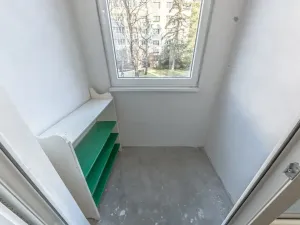 Pronájem bytu 1+1, Praha - Záběhlice, Sasanková, 36 m2